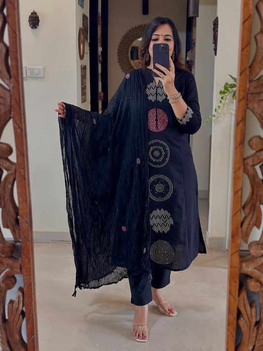 Elegant Navy Blue Cotton Kurta with Geometric Embroidery Detailing