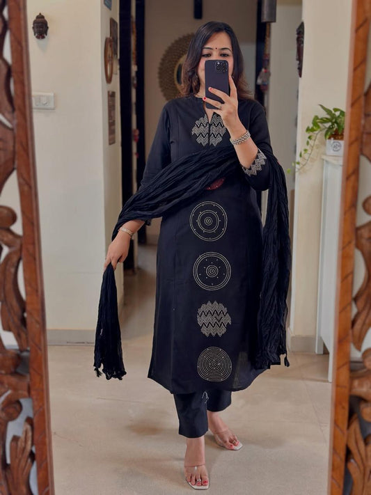 Elegant Navy Blue Cotton Kurta with Geometric Embroidery Detailing