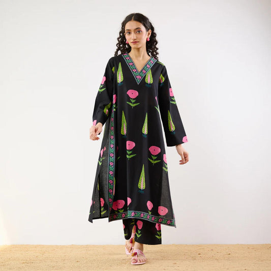 Midnight Black Floral Printed Kurta Set with V-Neck and Straight Pants